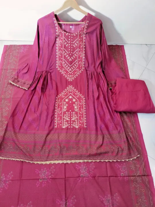 Winter Stylish And Comfertable Casual Ready To Wear Fastion Clothes